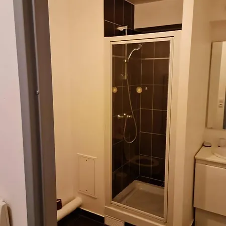 Apartment Fully Furnished Near Paris - Eurolines Bagnolet